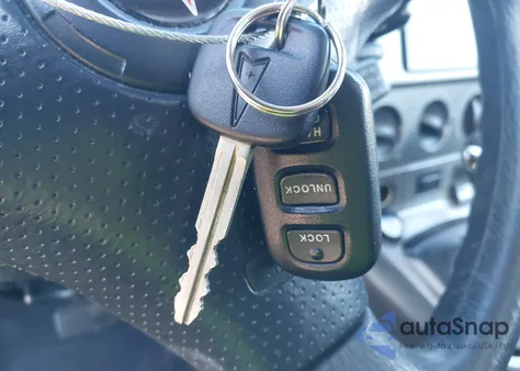 2006 Pontiac Vibe из США, поврежденный, VIN 5Y2SL65836Z455849